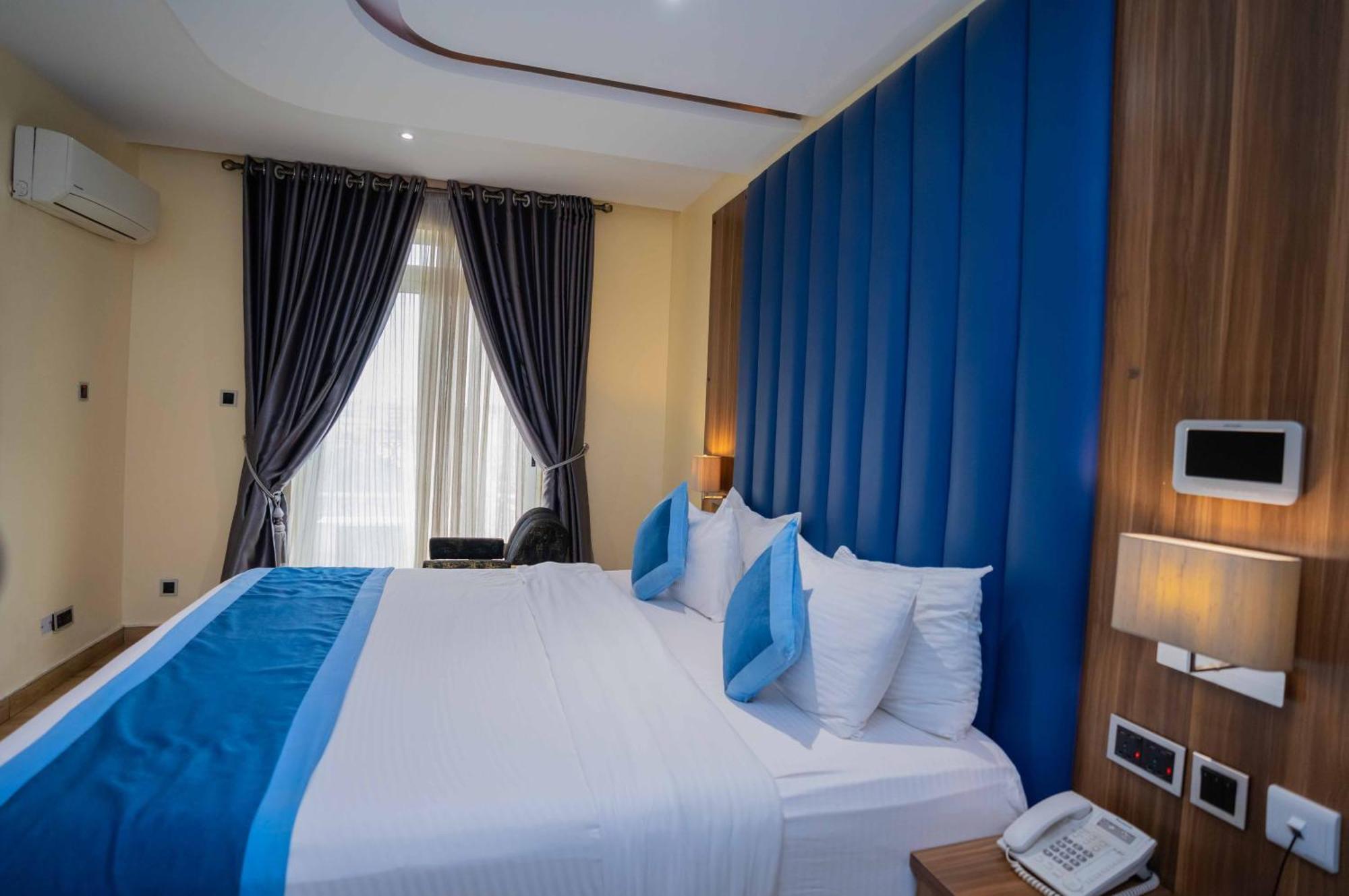 Watercress Hotels And Event Ikeja Exteriör bild